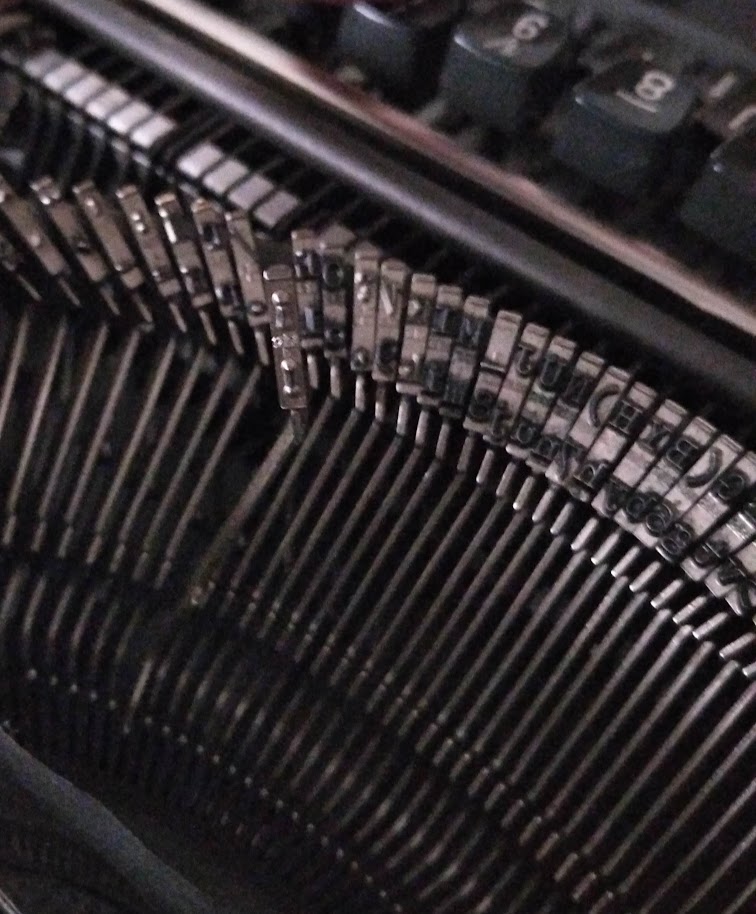 type writing machine