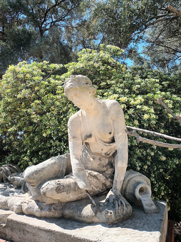 This fluffiness is killing me.