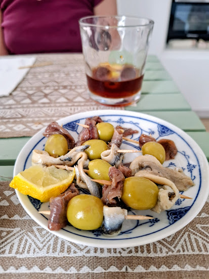 Pintxos y Vermouth