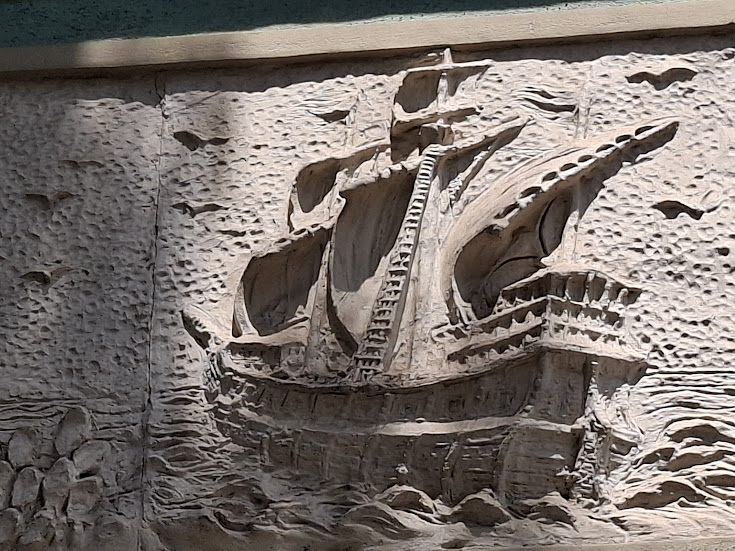 Boat by Ramon Puig i Gairalt
